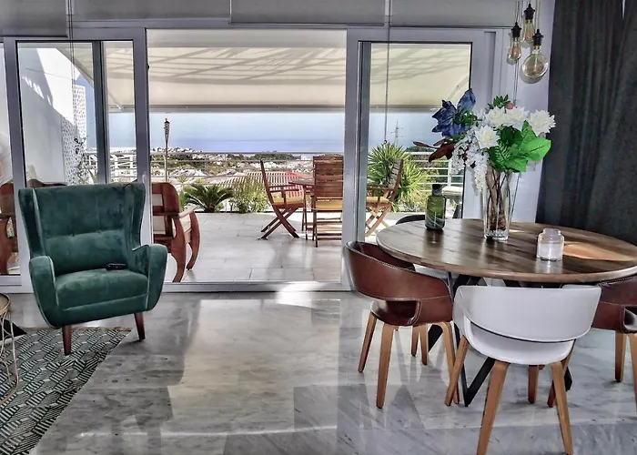 Panoramic Home